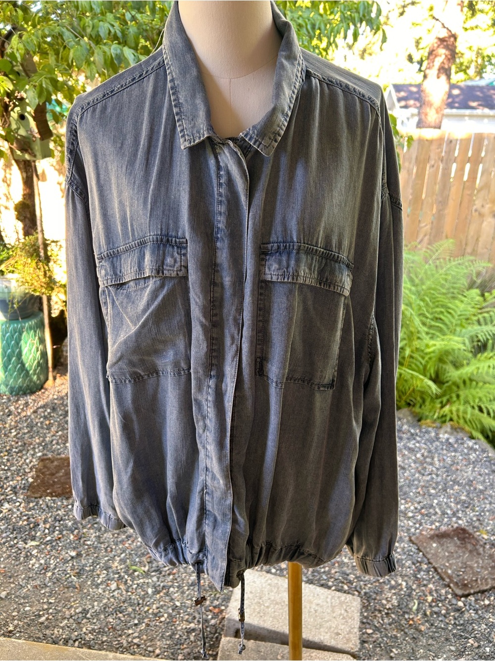Time and Tru Women's Washed Demin Utility Shirt Jacket
